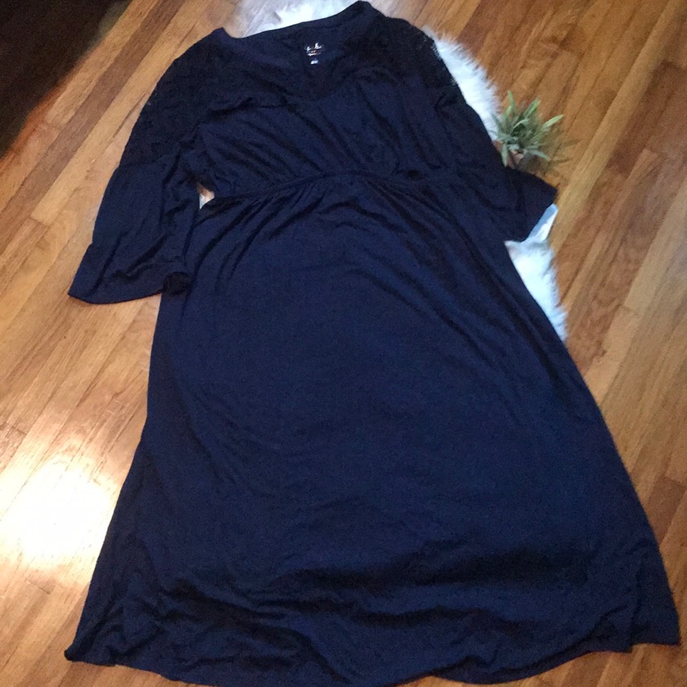 Women’s Isabel Maternity Lace Yoke Dress